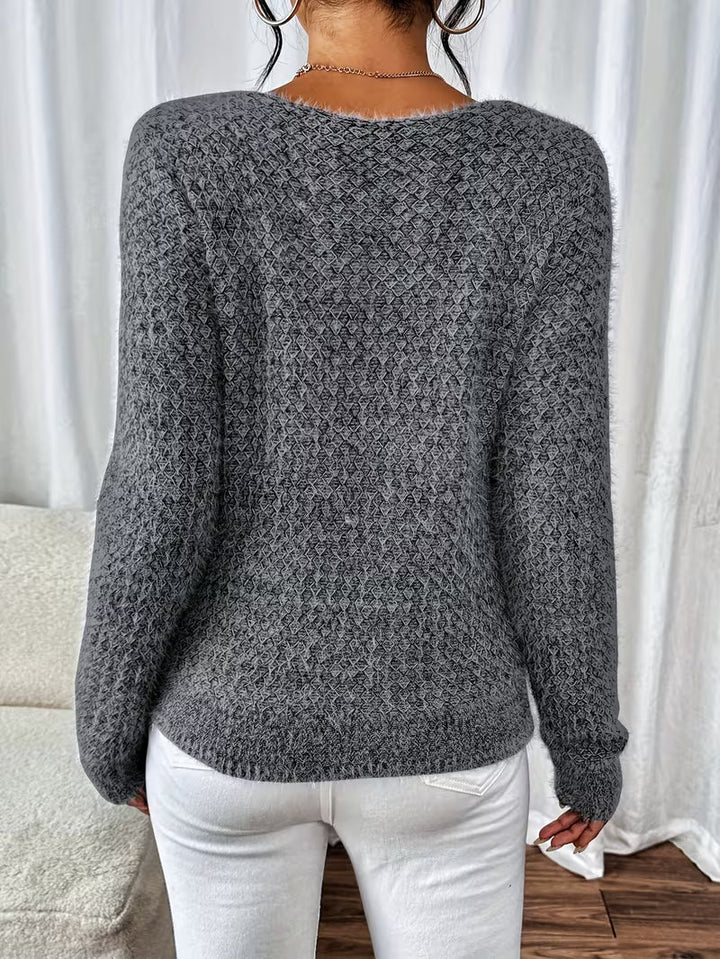 Roos | Women Textured V Neck Sweater