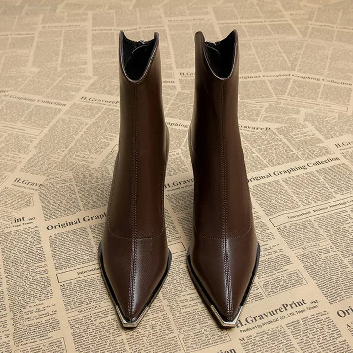 Halldis | Women Pointed Block Heeled Boots