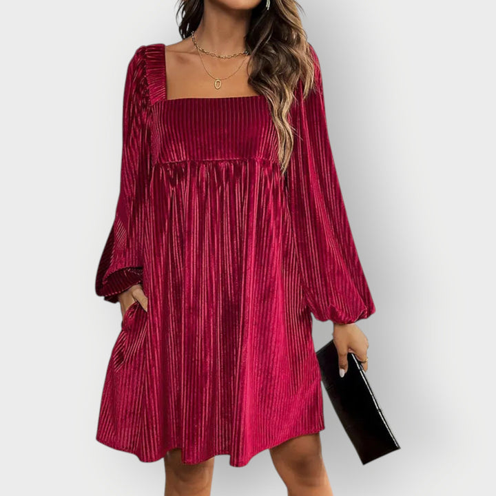 Annabeth Women Backless Velvet Long Sleeve Babydoll Mini Dress