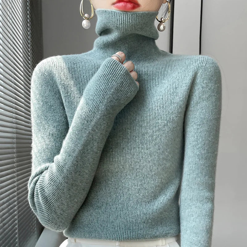Svea | Women Fitted Ribbed Turtleneck Sweater