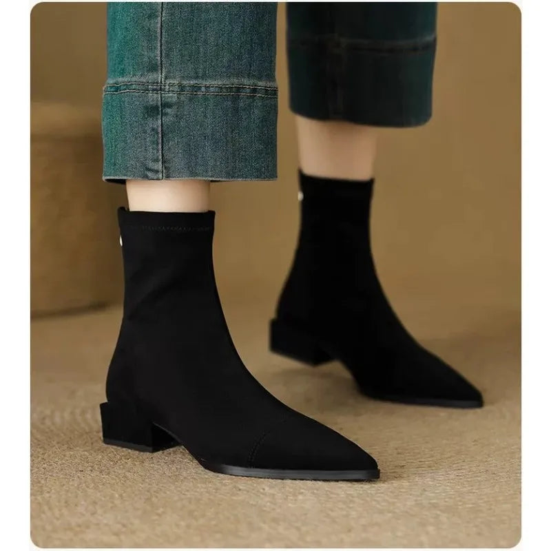 Aslaug | Women Pointed Suede Heeled Boots