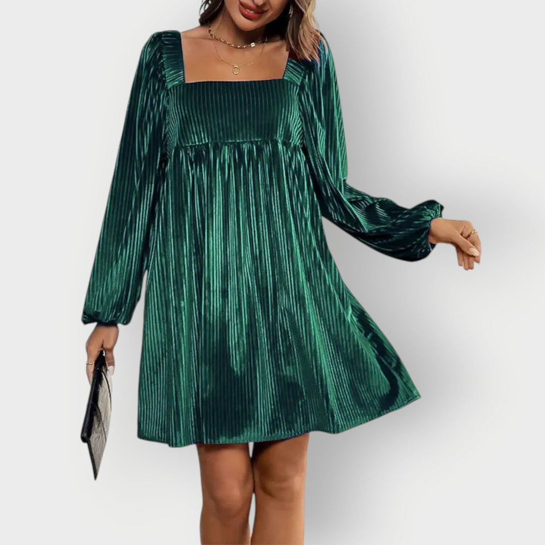 Annabeth Women Backless Velvet Long Sleeve Babydoll Mini Dress