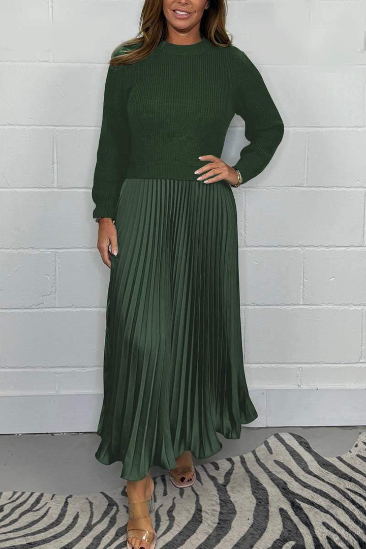 Gunhild | Women Ribbed Sweater Pleated Skirt Set