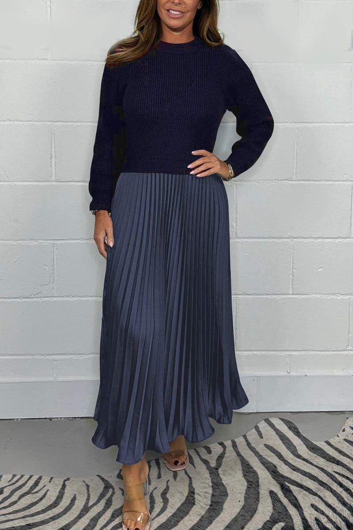 Gunhild | Women Ribbed Sweater Pleated Skirt Set