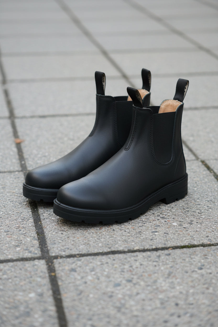 Solfrid | Women Pull On Black Boots