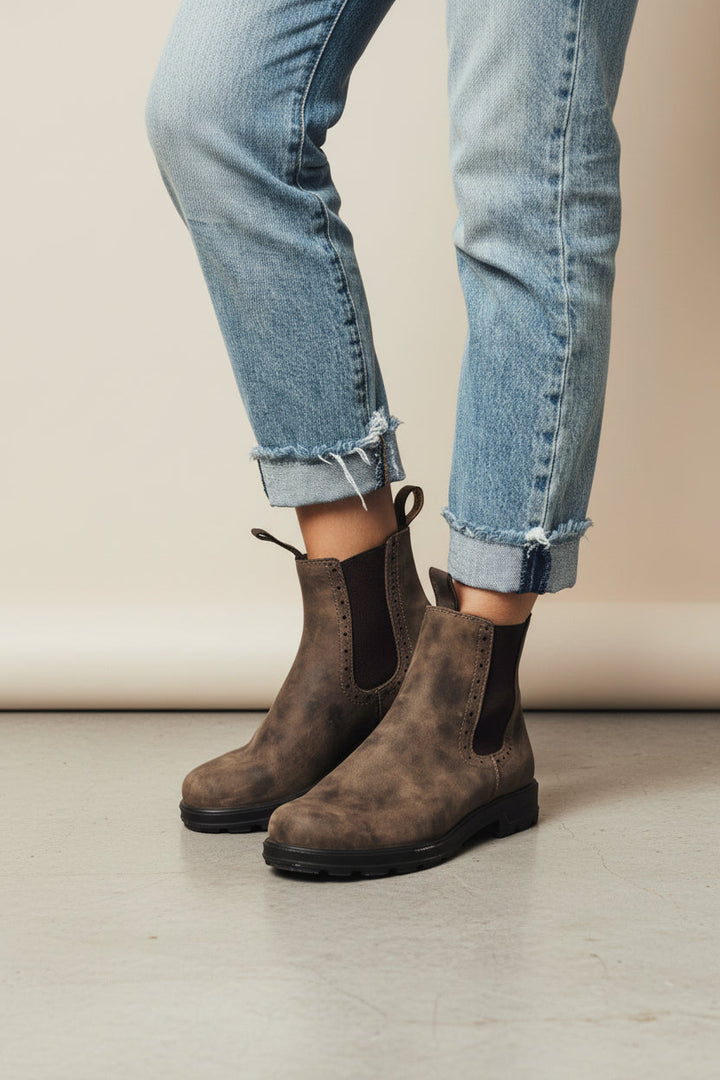 Solfrid | Women Pull On Black Boots