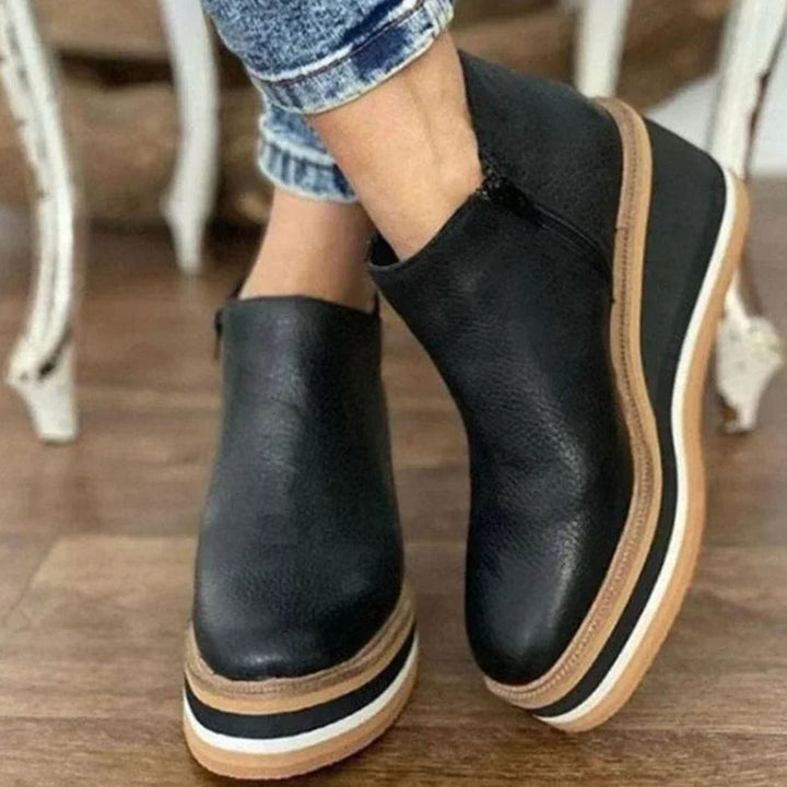 Gale | Women Platform Wedge Chelsea Boots