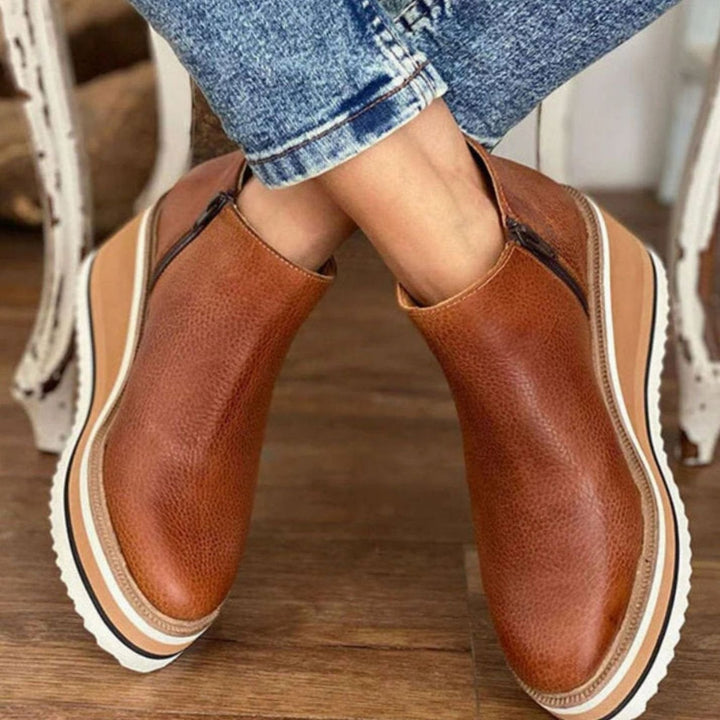 Gale | Women Platform Wedge Chelsea Boots