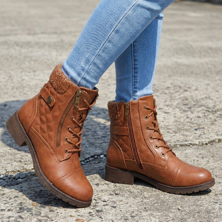 Nolwenn Women Quilted Knit Collar Lace Up Winter Boots