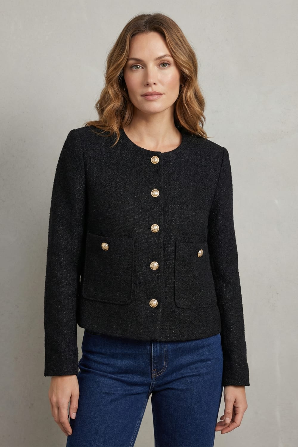 Famke | Women Round Neck Cropped Blazer