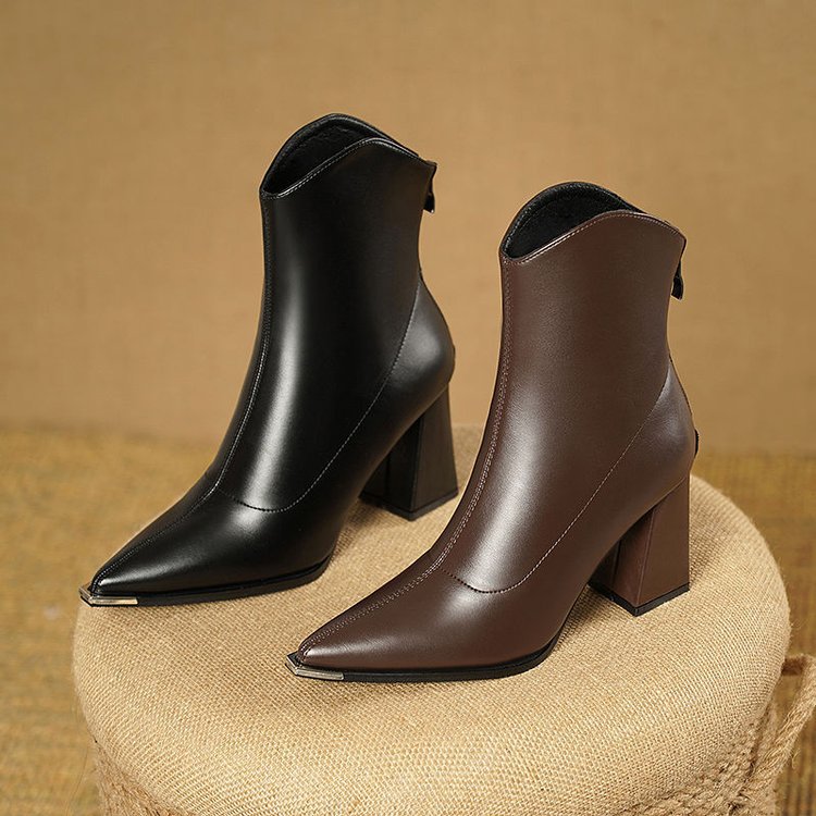 Halldis | Women Pointed Block Heeled Boots