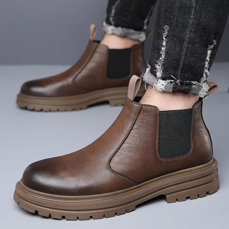 Halvar | Men Lug Sole Chelsea Boots